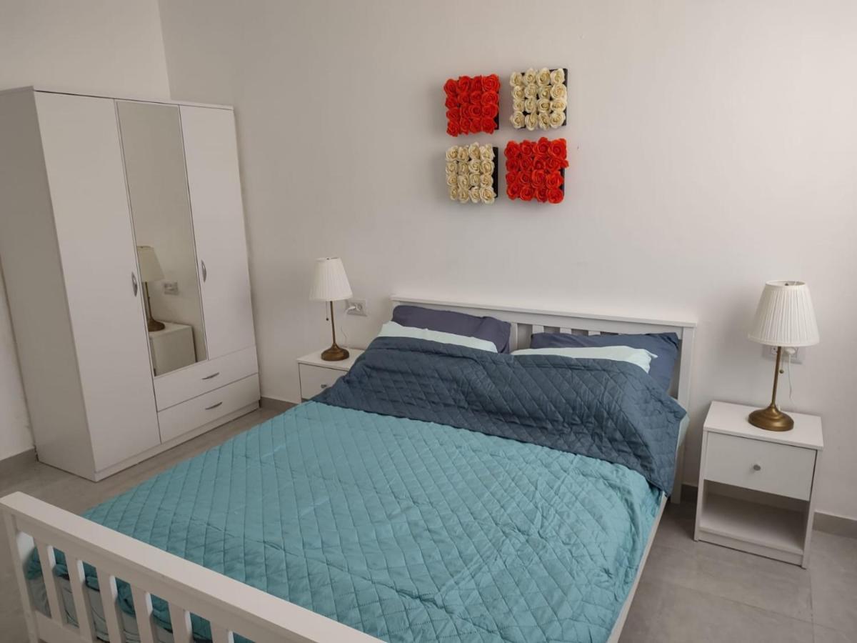 Lovely Three-Room Apartment Above The Promenade Ashdod Exterior photo